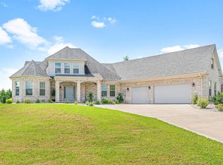 182 River Run Dr, Lancaster, KY 40444