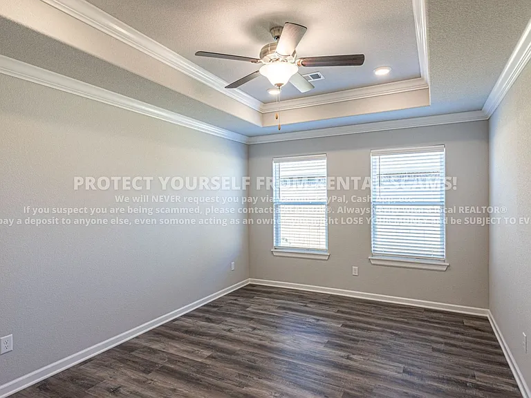 4476 W Newton Ave — Photo 6