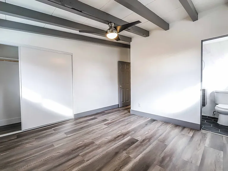 612 N Bruce St — Photo 31