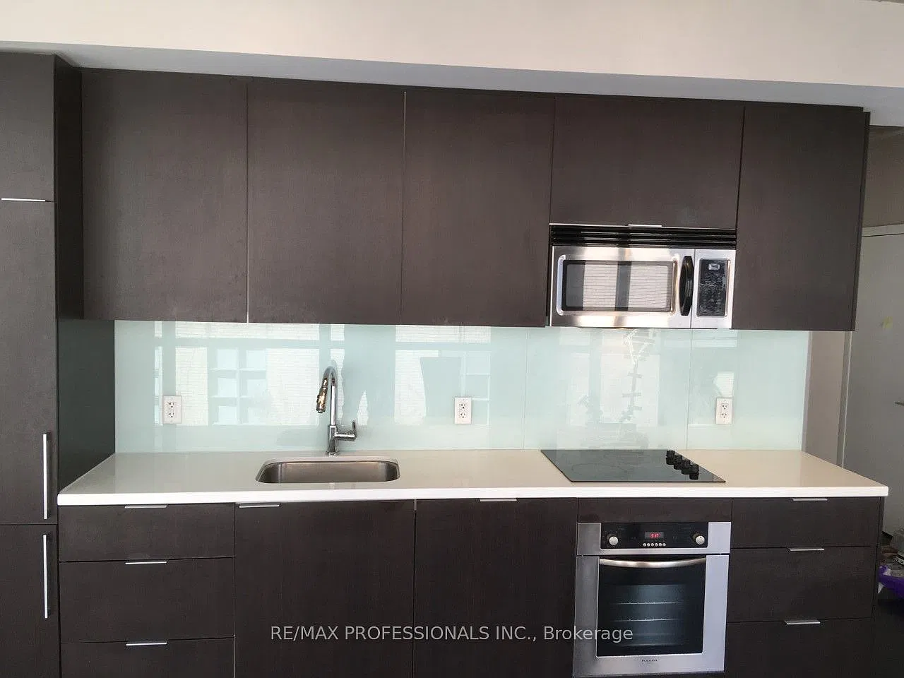 2 bed, $3,100 — Photo 2
