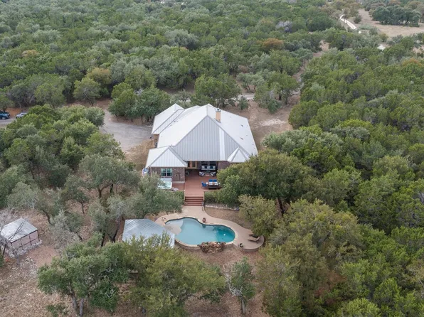 3740 County Road 207, Liberty Hill, TX 78642