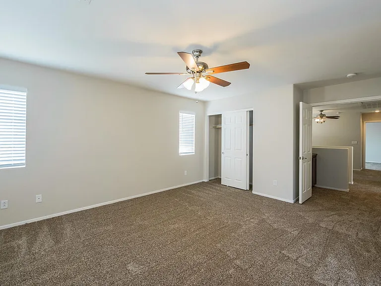 1240 Maple Pines Ave — Photo 7