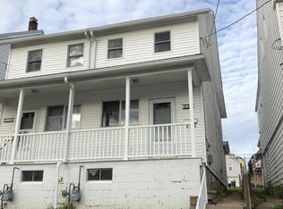 332 N 3rd St, Lehighton, PA 18235