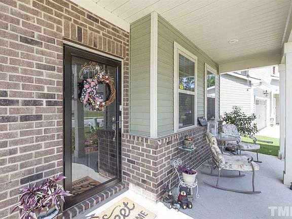 2nd image of 687 Lavenham Ln