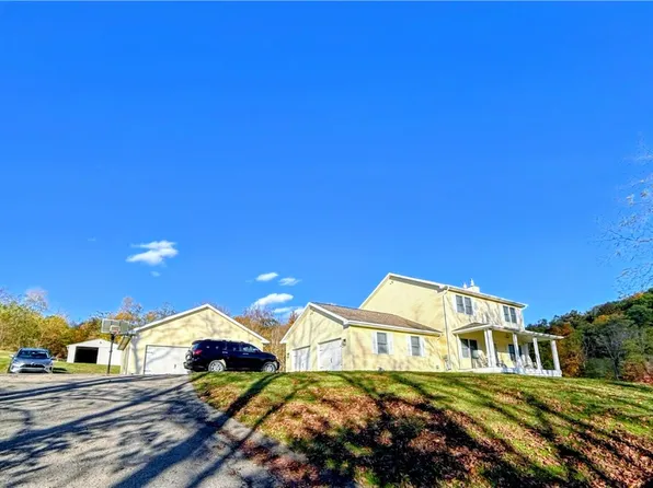 241 Lyons Rd, Claysville, PA 15323