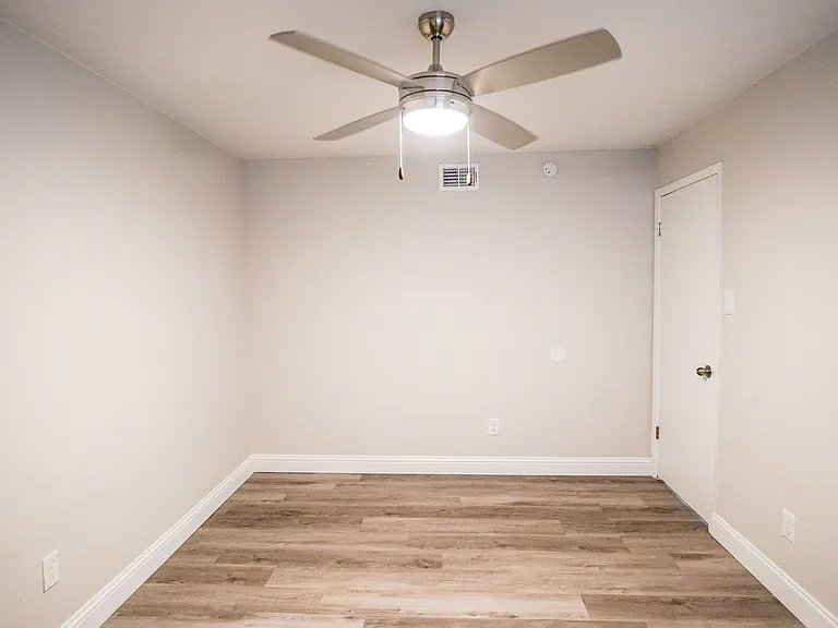 Haven at Briargrove — Photo 11