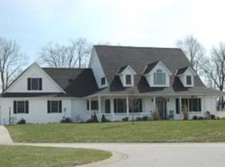 42 Packet Blvd, Vevay, IN 47043