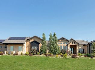 6792 Niwot Hills Dr, Niwot, CO 80503
