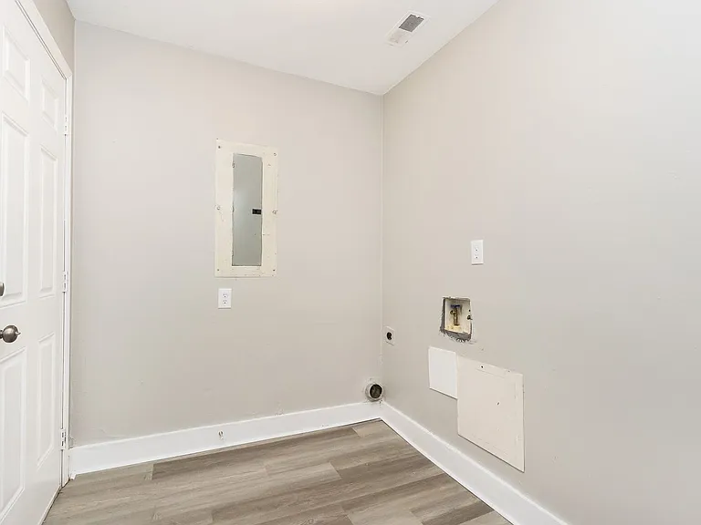7606 Noah Reid Rd #A — Photo 15