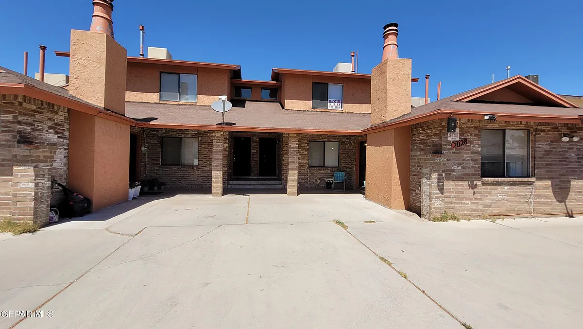 Building Photo - 2028 Amy Sue Dr #C