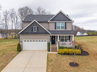 1906 Skylane Ct, Graham, NC 27253