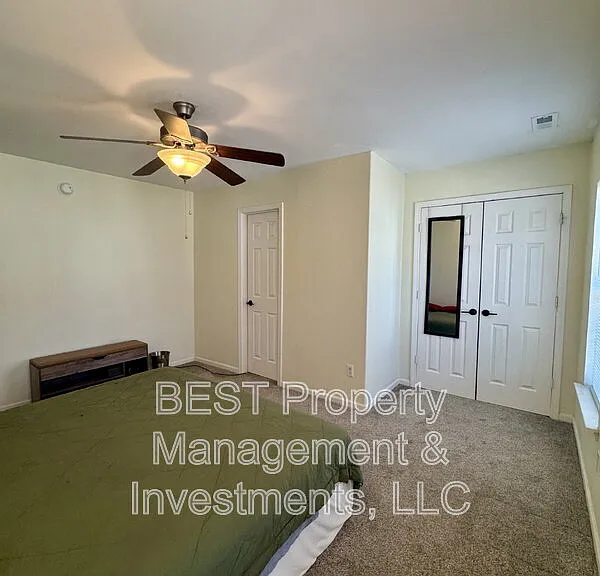 8130 Kings Creek Dr — Photo 21