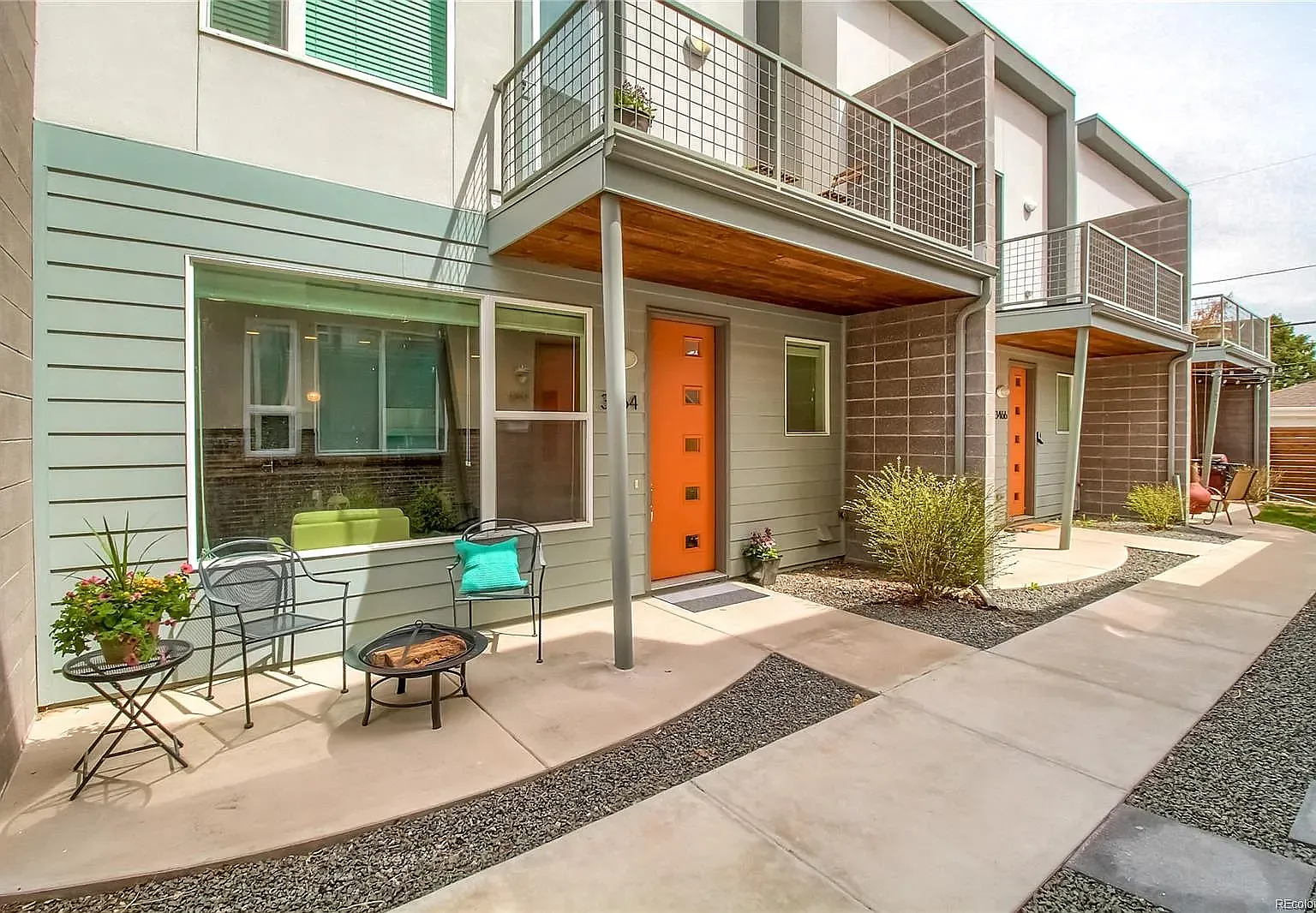 3 bed, 2.5 bath, 1526 sqft, $3,000 — Photo 1