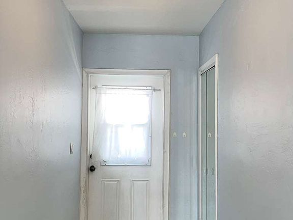 5th image of 2200 Diana Dr APT 417