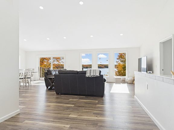 4th image of 346 Deer Run Rd