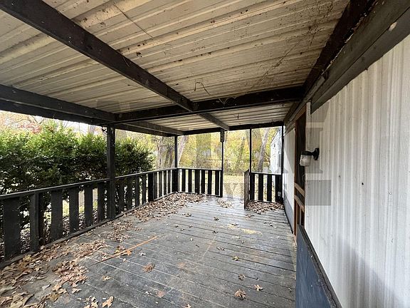 2nd image of 117 Plantation Dr