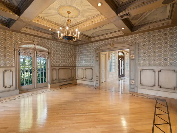 51 Romer Road image 16 of 92