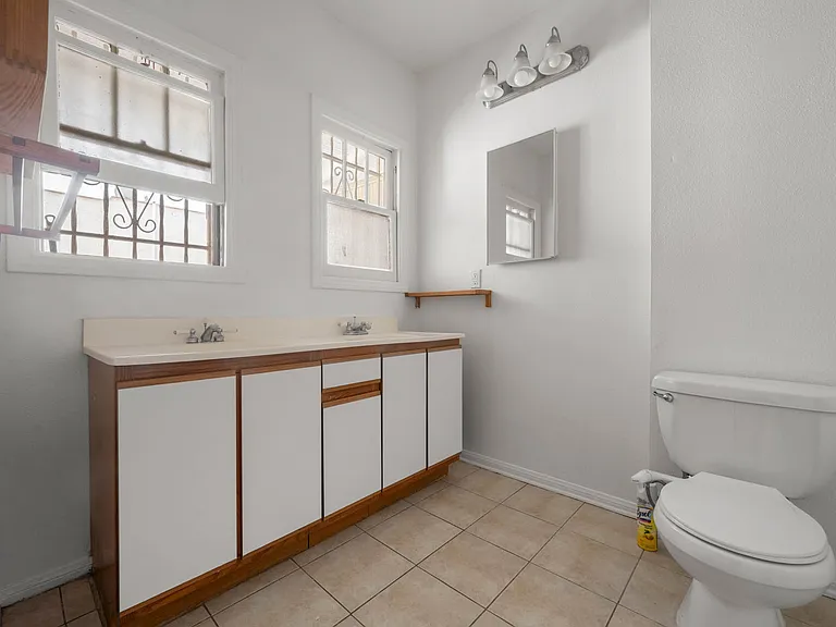 1400 N Formosa Ave — Photo 12