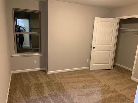 3rd image of 8386 Curtis Landing Dr