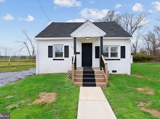 221 Meadowbrook Ave, Wilmington, DE 19804