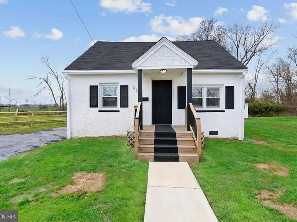 221 Meadowbrook Ave, Wilmington, DE 19804