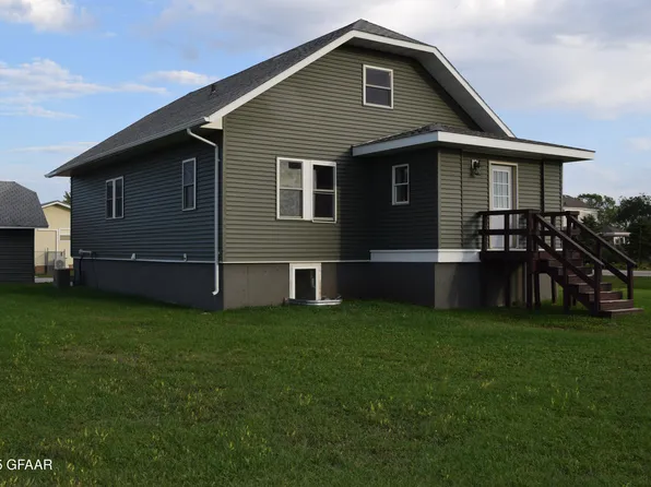 6207 Bass Ln, Minnewaukan, ND 58351