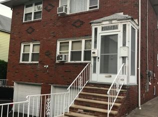 100 W Price St, Linden, NJ 07036