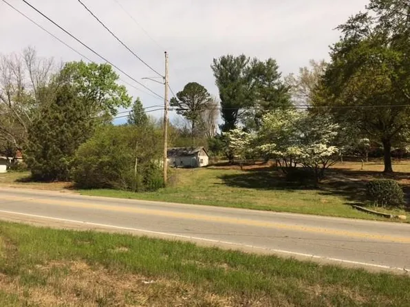 3619 Atlanta Hwy, Flowery Branch, GA 30542