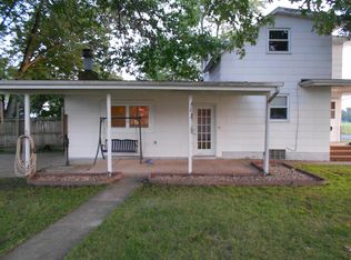 108 S Lincoln St, Mount Olive, IL 62069