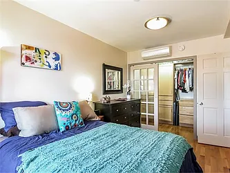 Sold by Avenue Sotheby's International Realty