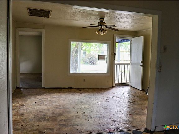 5th image of 803 3rd St