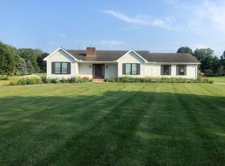 720 Millstone Ln, Mount Vernon, OH 43050