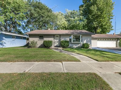 8023 19th Ave, Kenosha, WI, 53143