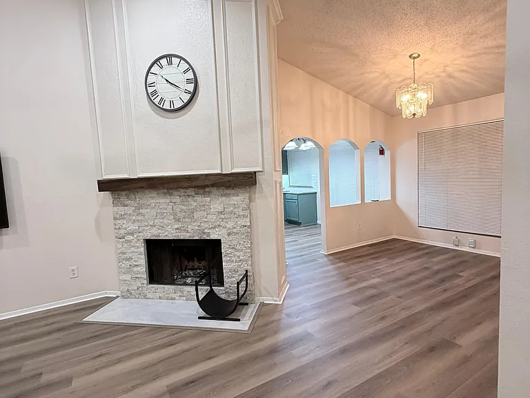509 Kalmia Dr — Photo 5