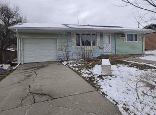 2215 S Jackson St, Casper, WY 82601