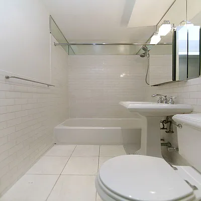 Rented by Voro NYC | media 4