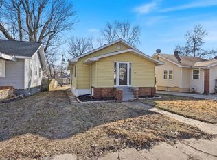 218 Eula Ave, Wood River, IL