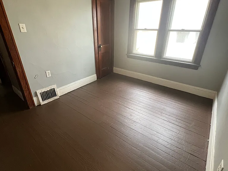 1742 Ford Ave #2 — Photo 10
