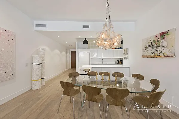 Sold by Isaacs Ganz Real Estate | media 10