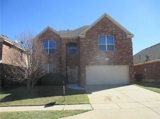 9605 Flowering Spring Trl, Crowley, TX 76036