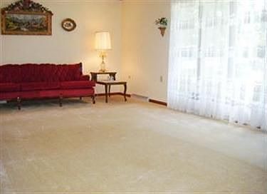 4th image of 5769 Eastview Dr