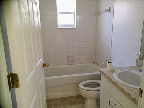 5th image of 6916 Wildwood Oak Dr