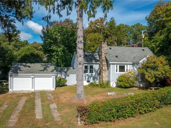 32 Lake Shore Drive, Patterson, NY 12563