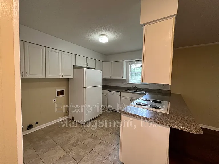 6967 Dawnhill Rd — Photo 8