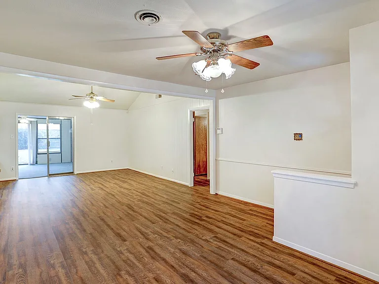 7739 Kensico Rd — Photo 3