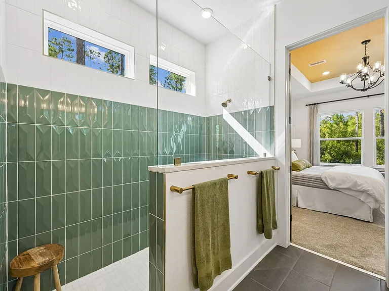 47 Oak Breeze Dr — Photo 24