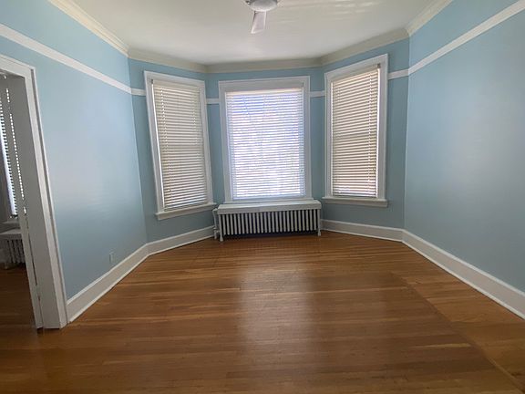 3rd image of 3553 W Wrightwood Ave #2