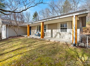 177 Country Rd, Brevard, NC 28712