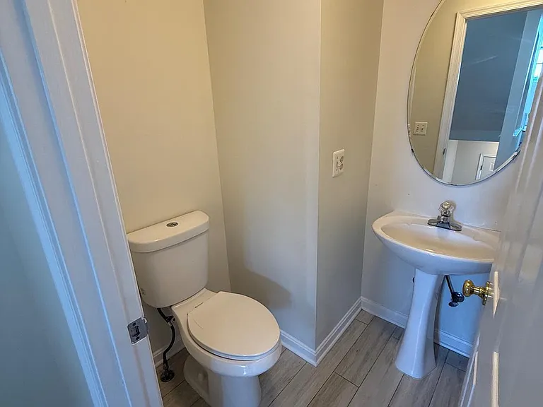 506 Hatchers Run Ct — Photo 8