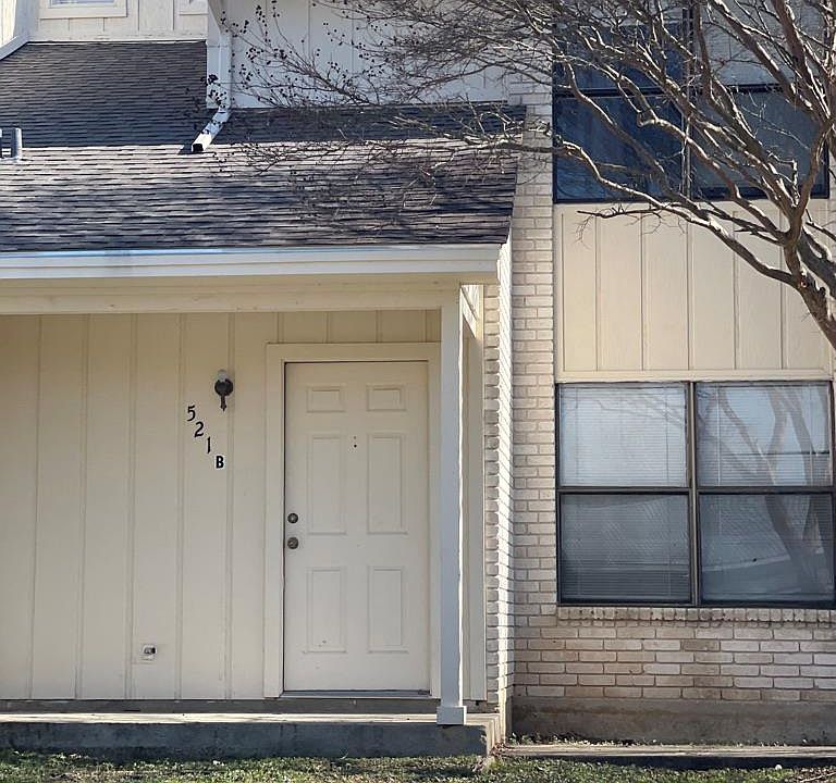 1st image of 521B Wigwam Ln